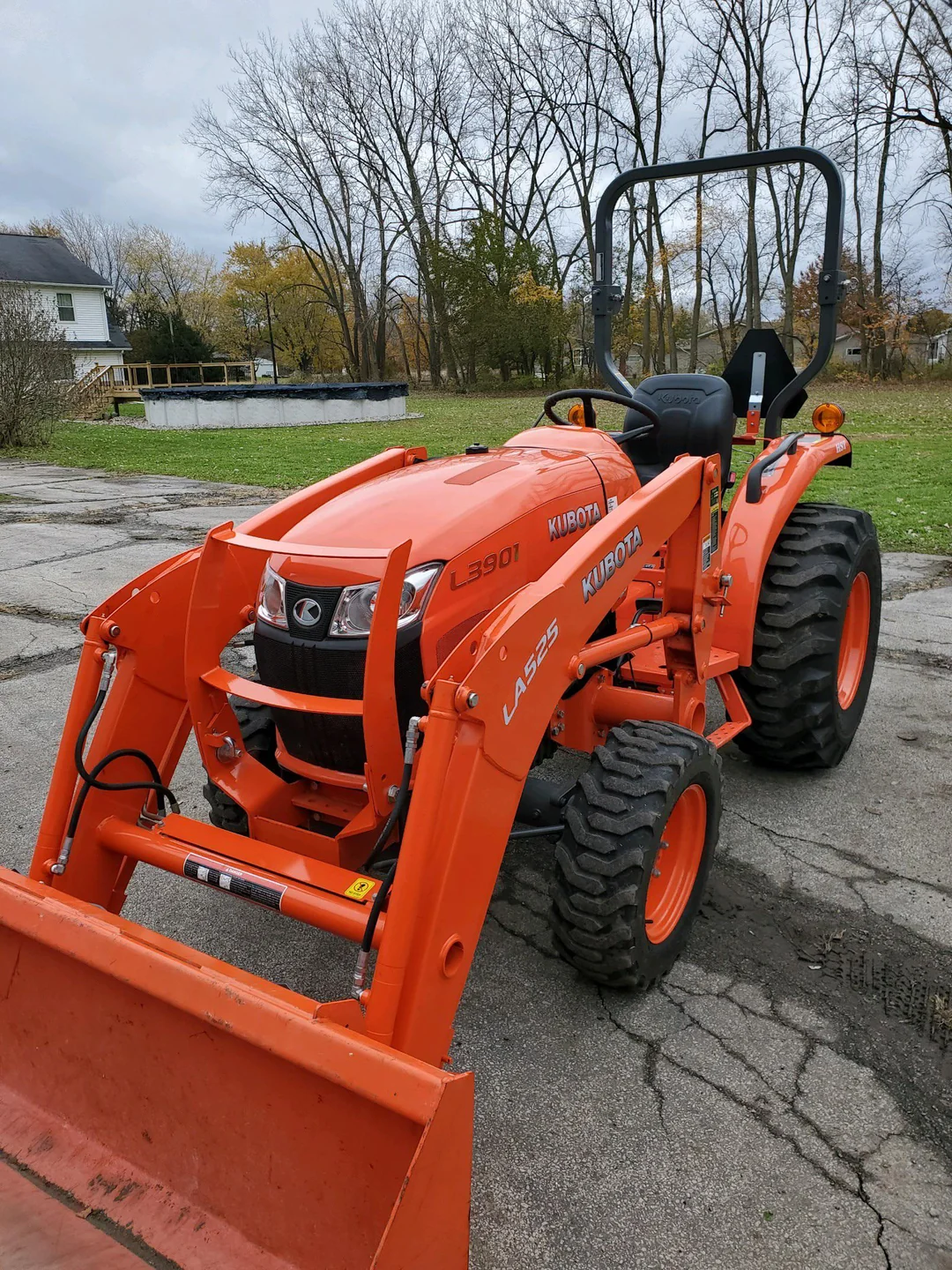 Kubota L3901